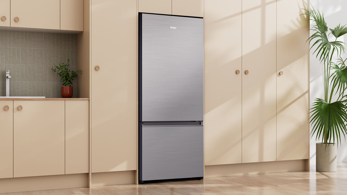 Haier 433L 500 Series Refrigerator Bottom Freezer HRF420BS